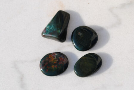 Heliotrop (Chalcedon)